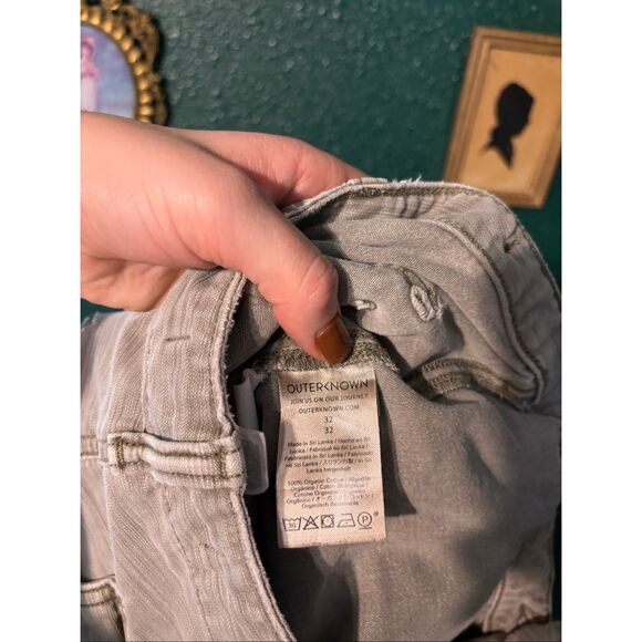 Outerknown Mens 32 The Field Shorts Green Organic Cotton Utility Pockets - Picture 3 of 4